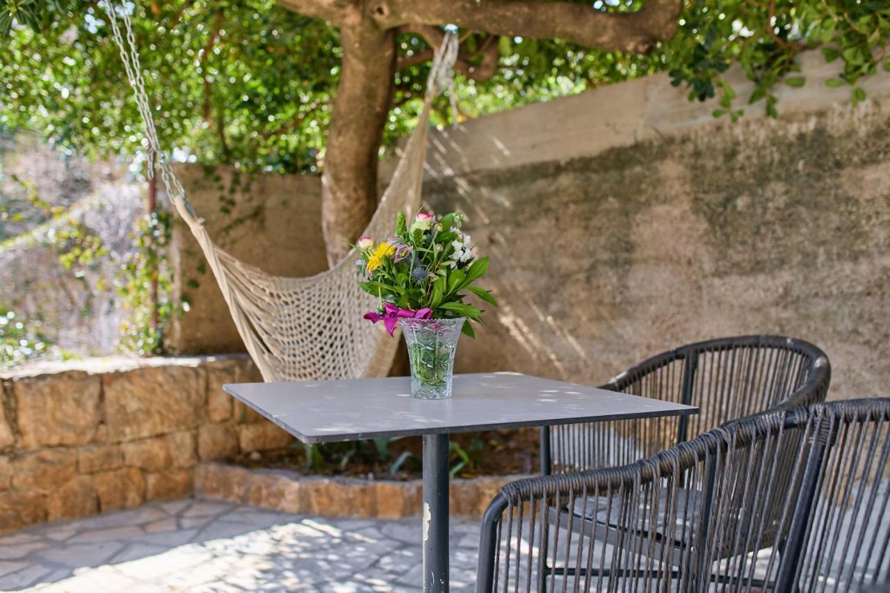 Barbara'S Garden Apartment Ragusa Esterno foto